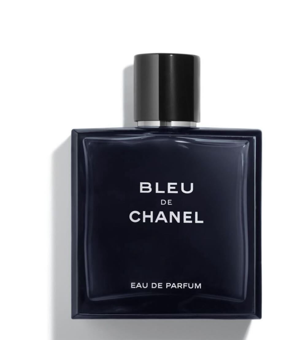 BLEU DE CHANEL Eau de Parfum Family Woody • Aromatic Occasion Day & Evening Season All Seasons Longevity Long-lasting Projection Moderate to Strong Olfactory Notes Top Grapefruit • Lemon • Mint • Pink Pepper Heart Ginger • Jasmine • Nutmeg Base In