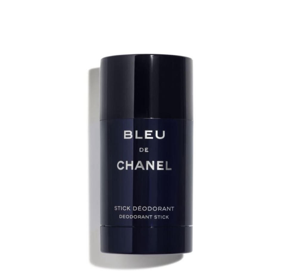 BLEU DE CHANEL Deodorant Stick Category Fragrance Deodorant Stick Skin Type All Skin Types Best For Daily Use Texture Solid Stick Scent Profile Woody • Aromatic Key Notes Top Grapefruit • Lemon • Mint Heart Ginger • Jasmine Base Incense • Cedar •