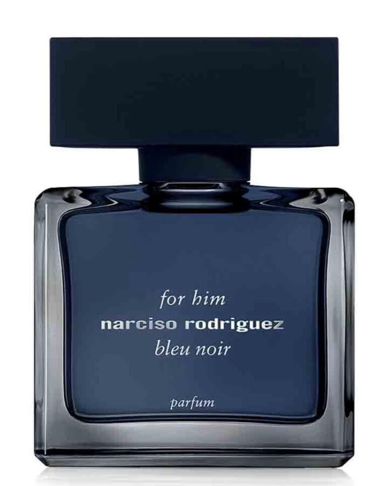 for him narciso rodriguez bleu noir Parfum Family Woody • Amber • Musky Occasion Evening • Formal Occasions Season Autumn • Winter Longevity Exceptional Projection Strong Olfactory Notes Top Bergamot • Cypress Heart Musk • Iris Base Leather • Sand
