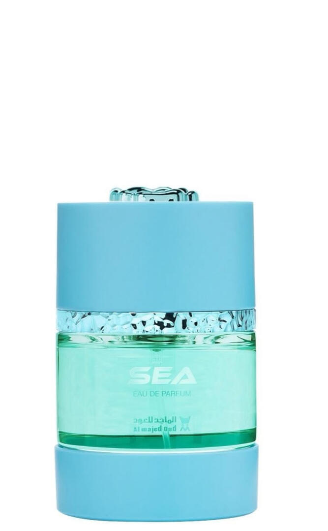 Behind the Fragrance A refreshing marine fragrance blending citrus, aquatic notes and soft woods for a clean, effortless finish. Olfactory Notes Top Notes Bergamot • Grapefruit Heart Notes Marine Notes • Lavender Base Notes Musk • Cedarwood Country KSA