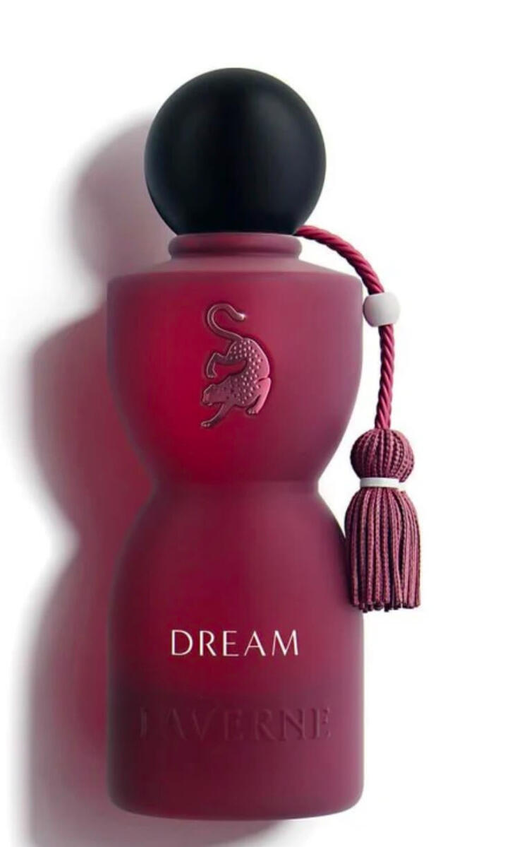 Dream Family Floral • Fruity • Musky Occasion Day & Evening Season Spring • Autumn Longevity Long-lasting Projection Moderate to Strong Olfactory Notes Top Red Berries • Bergamot Heart Rose • Jasmine • Peony Base White Musk • Vanilla • Amber Sign